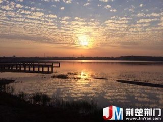 荆门病中雨后书怀寄幕中知己