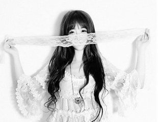 两同心·嫩脸修蛾