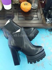 闻琳老欲入山今少雨想未成行奉寄一绝