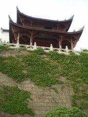 题沈隐侯八咏楼