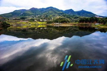 题山居十绝·寒岩