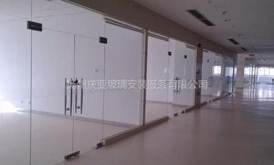 邗江逢欧桢伯学博余昨过广陵以夜半渡关失访