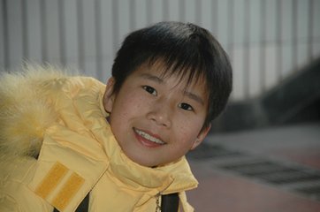 次前韵谢月窗兄见和