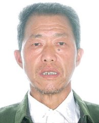 题横水驿双峰院松（一作横水馆双松）