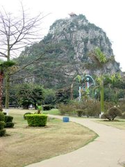 游南山寺题澹轩