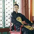 菩萨蛮·樽前休话人生事