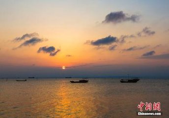 鄱阳湖（十六韵）