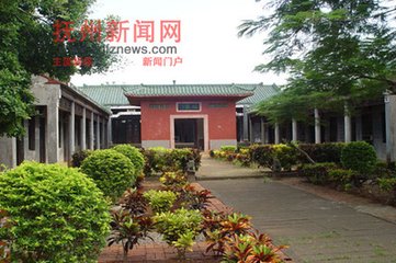 赠临川胡丈文求丛桂书院字