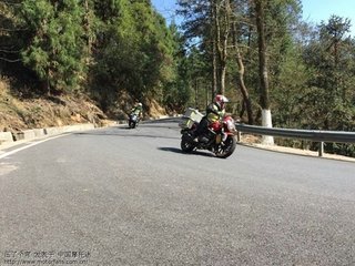 送赞宁道人归浙中
