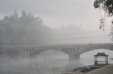 遇南厢园叟感赋八十韵
