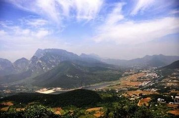 登嵩山十首 启母石