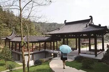 谒敬亭祠